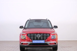 Внедорожник Hyundai Venue 2021 года, 2199000 рублей, Омск
