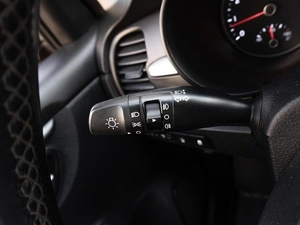 Седан Kia Rio 2018 года, 1089000 рублей, Саратов