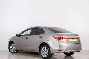 Седан Toyota Corolla 2015 года, 1149000 рублей, Красноярск