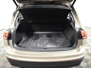 Внедорожник Volkswagen Tiguan 2018 года, 2178200 рублей, Казань