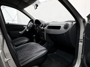 Седан Renault Logan 2011 года, 850000 рублей, Орёл