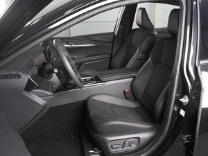 Седан Toyota Camry 2026 года, 4237000 рублей, Красный Пахарь