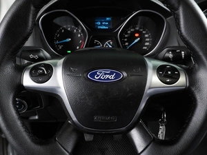 Хетчбэк Ford Focus 2011 года, 689000 рублей, Воронеж