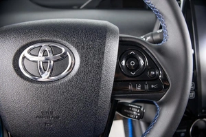 Лифтбек Toyota Prius Prime 2019 года, 2989000 рублей, Пермь