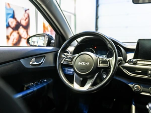 Седан Kia Cerato 2022 года, 1949000 рублей, Красноярск