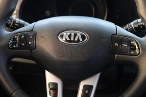 Внедорожник Kia Sportage 2013 года, 1449000 рублей, Омск