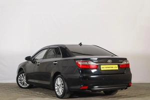 Седан Toyota Camry 2015 года, 1959000 рублей, Тюмень