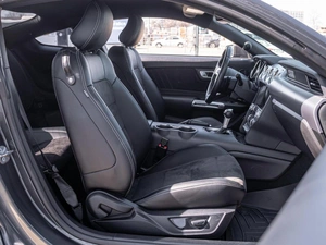 Купе Ford Mustang 2018 года, 2899000 рублей, Краснодар