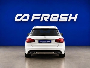 Универсал Mercedes-benz C-класс 2018 года, 1899654 рублей, Москва