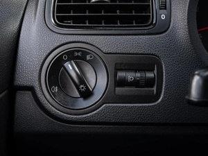 Седан Volkswagen Polo 2016 года, 975000 рублей, Краснодар