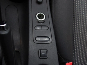 Хетчбэк SEAT Leon 2011 года, 1099000 рублей, Владимир