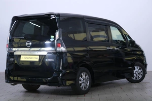 Минивэн Nissan Serena 2018 года, 1909000 рублей, Омск