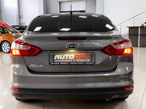 Седан Ford Focus 2012 года, 777000 рублей, Солонцы