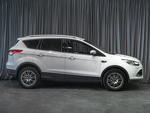 Внедорожник Ford Kuga 2013 года, 939000 рублей, Тюмень