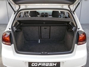 Хетчбэк Volkswagen Golf 2009 года, 930000 рублей, Краснодар