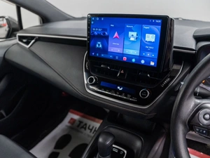 Хетчбэк Toyota Corolla 2019 года, 1730000 рублей, Красноярск