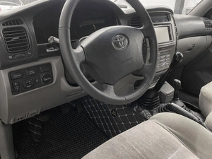 Внедорожник Toyota Land Cruiser 2007 года, 1925000 рублей, Красноярск