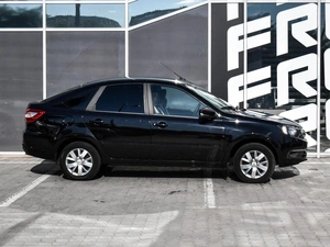 Лифтбек ВАЗ (LADA) Granta 2023 года, 900000 рублей, Краснодар