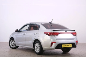 Седан Kia Rio 2017 года, 1359000 рублей, Омск