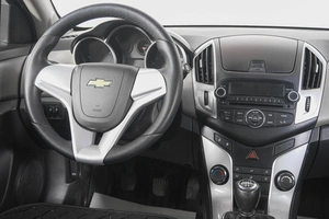 Седан Chevrolet Cruze 2013 года, 599000 рублей, Кемерово