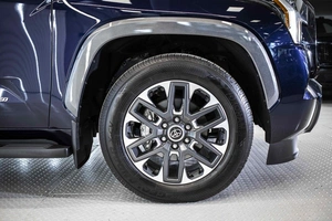 Внедорожник Toyota Sequoia 2022 года, 11799999 рублей, Москва