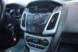 Хэтчбек Ford Focus 2013 года, 880000 рублей, Мирное
