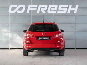 Универсал Opel Astra 2012 года, 799000 рублей, Краснодар