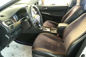 Седан Toyota Camry 2016 года, 2299000 рублей, Омск