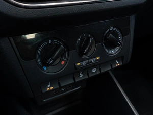 Лифтбек Volkswagen Polo 2020 года, 1650000 рублей, Краснодар