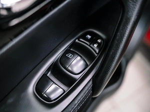 Внедорожник Nissan Qashqai 2016 года, 1429000 рублей, Красноярск
