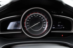 Седан Mazda 3 2014 года, 1099000 рублей, Ульяновск
