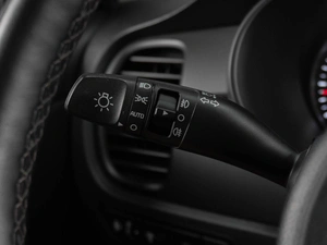 Хетчбэк Kia Rio X-Line 2020 года, 1749000 рублей, Тюмень