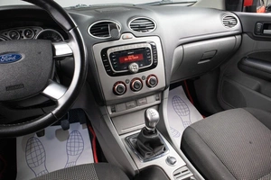 Хетчбэк Ford Focus 2010 года, 649000 рублей, Оренбург