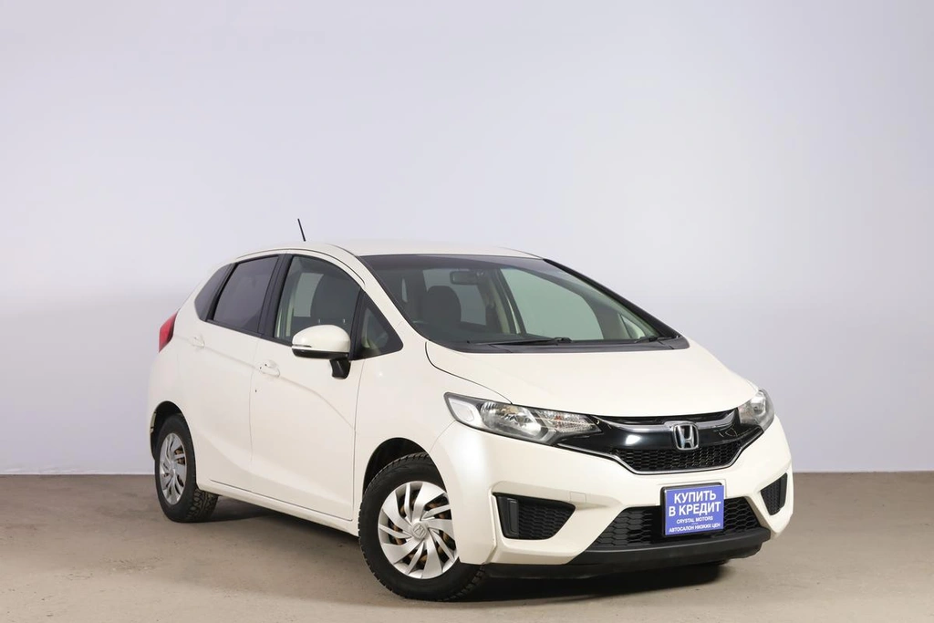Хетчбэк Honda Fit 2017 года, 1299000 рублей, Новосибирск