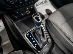 Седан Hyundai Solaris 2020 года, 1650000 рублей, Красноярск