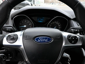Седан Ford Focus 2012 года, 799000 рублей, Волгоград