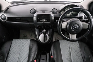 Хетчбэк Mazda Demio 2010 года, 629000 рублей, Красноярск