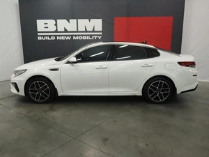 Седан Kia Optima 2019 года, 1960000 рублей, Курск