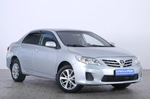 Седан Toyota Corolla 2011 года, 1119000 рублей, Омск