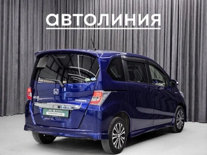Минивэн Honda Freed 2014 года, 1199000 рублей, Красноярск