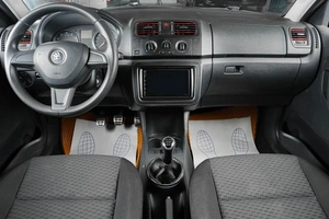 Хетчбэк Skoda Fabia 2014 года, 679000 рублей, Тюмень