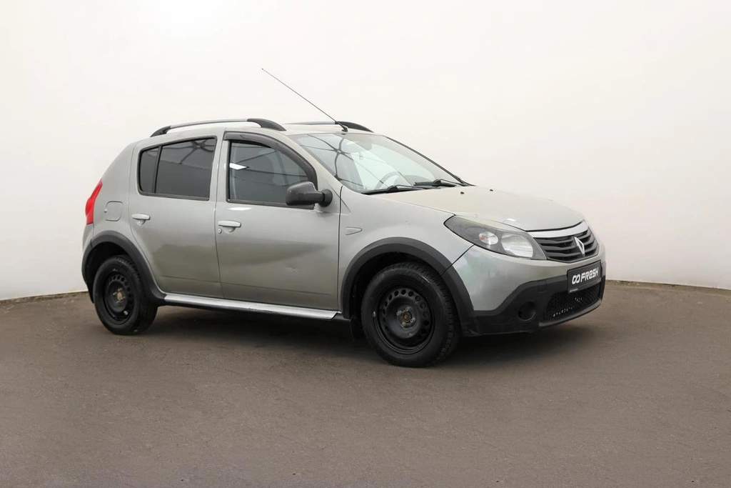 Хетчбэк Renault Sandero Stepway 2012 года, 600000 рублей, Орёл