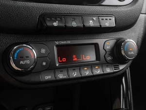 Хетчбэк Kia Ceed 2015 года, 1399000 рублей, Тюмень