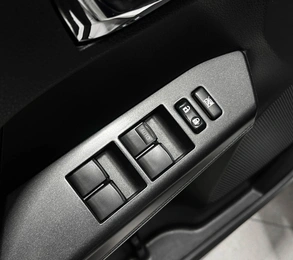 Внедорожник Toyota RAV4 2016 года, 2530000 рублей, Красноярск