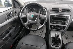Лифтбек Skoda Octavia 2012 года, 829000 рублей, Красноярск