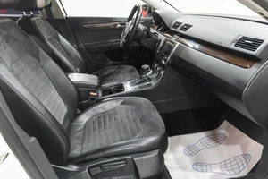 Седан Volkswagen Passat 2012 года, 1419000 рублей, Новокузнецк