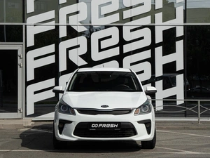 Седан Kia Rio 2020 года, 1187600 рублей, Волгоград