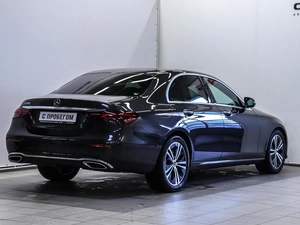 Седан Mercedes-benz E-класс 2021 года, 4400000 рублей, Красноярск