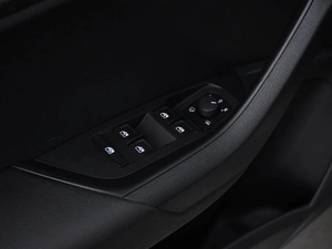 Внедорожник Skoda Karoq 2020 года, 2753444 рублей, Москва