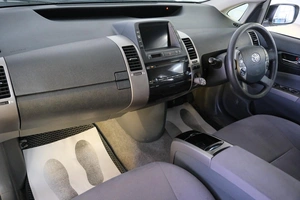 Лифтбек Toyota Prius 2008 года, 729000 рублей, Омск